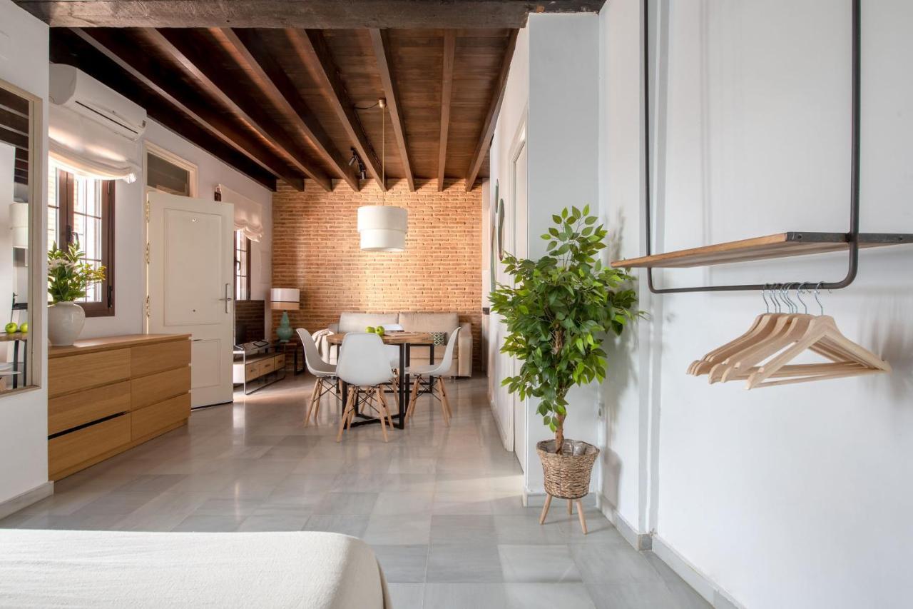 Triana Boutique Apartments By Hommyhome Σεβίλλη Εξωτερικό φωτογραφία