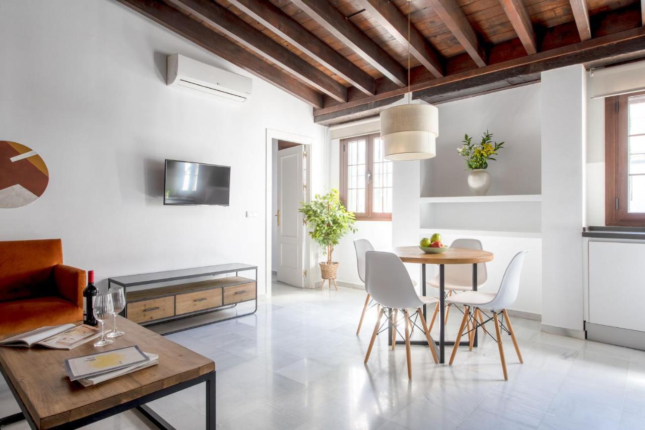 Triana Boutique Apartments By Hommyhome Σεβίλλη Εξωτερικό φωτογραφία