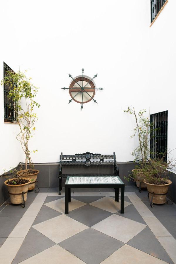 Triana Boutique Apartments By Hommyhome Σεβίλλη Εξωτερικό φωτογραφία