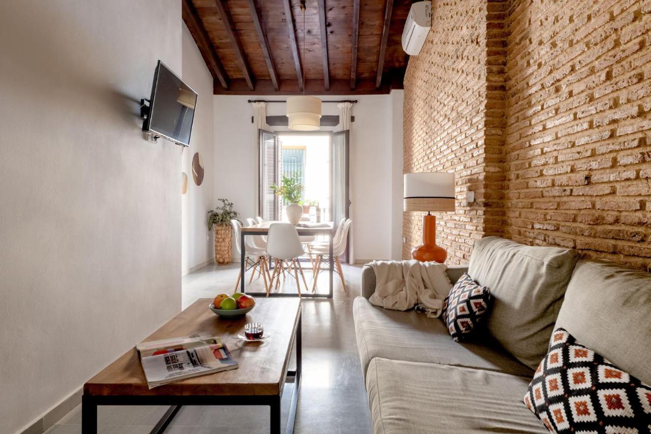 Triana Boutique Apartments By Hommyhome Σεβίλλη Εξωτερικό φωτογραφία