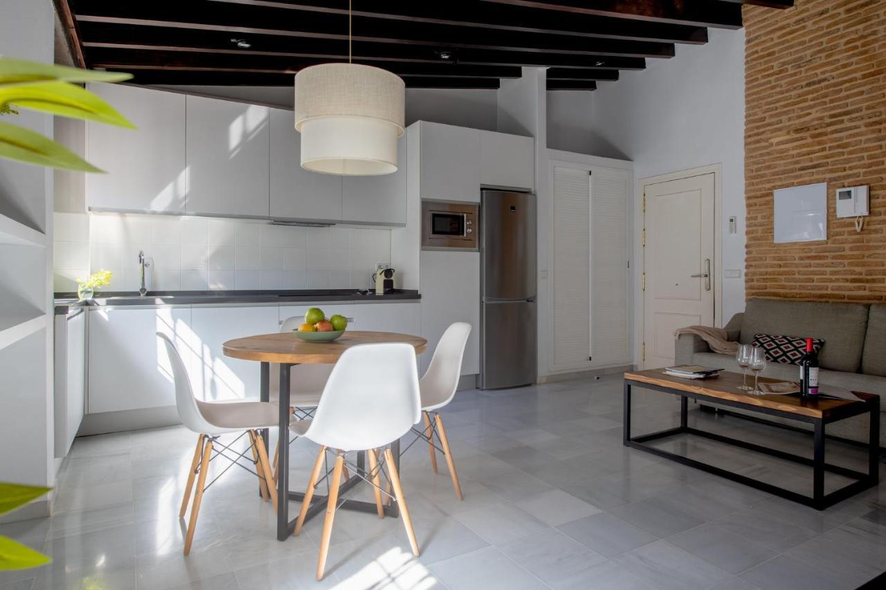 Triana Boutique Apartments By Hommyhome Σεβίλλη Εξωτερικό φωτογραφία